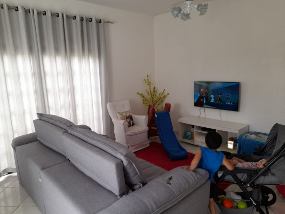 Imagem Casa com 3 Quartos à Venda, 300 m² em Residencial Maricá - Pindamonhangaba