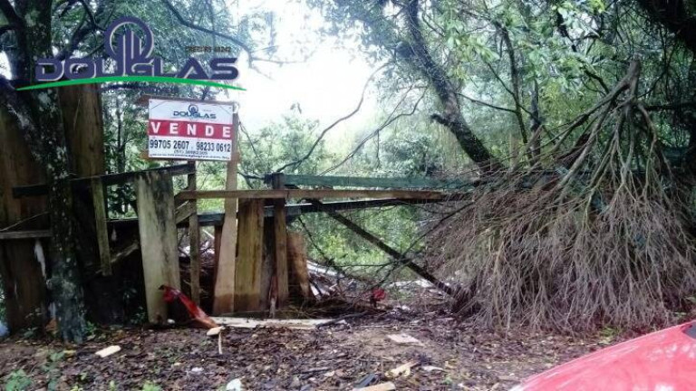 Terreno à Venda, 1.960 m² em Viamão