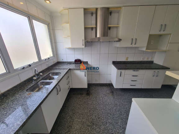 Imagem Imóvel com 3 Quartos à Venda, 252 m² em Campo Belo - São Paulo Imagem Imóvel com 3 Quartos à Venda, 252 m² em Campo Belo - São Paulo