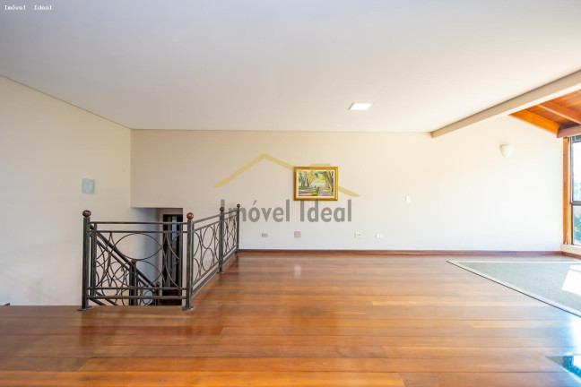 Imagem Casa com 5 Quartos à Venda, 452 m² em Vista Alegre - Curitiba