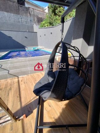 Sobrado com 2 Quartos à Venda, 200 m² em Parque Maria Domitila - São Paulo