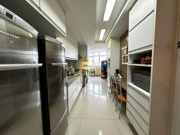 Imagem Imóvel com 4 Quartos à Venda, 200 m² em Centro - Guarapari Imagem Imóvel com 4 Quartos à Venda, 200 m² em Centro - Guarapari