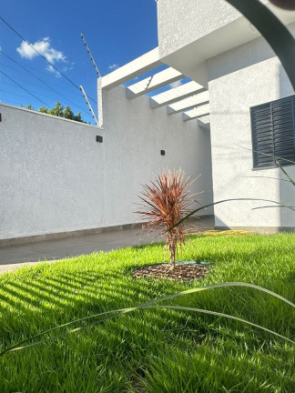 Casa com 3 Quartos à Venda, 74 m² em Parque Pioneiros - Sarandi