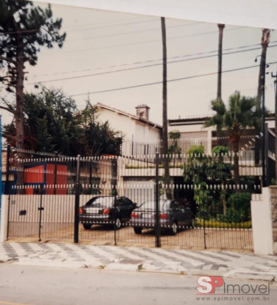 Casa com 4 Quartos à Venda, 280 m² em Vila Monumento - São Paulo