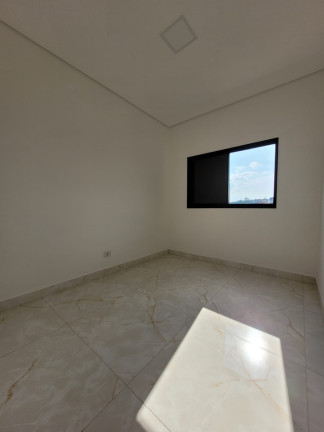 Imagem Sobrado com 3 Quartos à Venda, 143 m² em Villas Do Jaguari - Santana De Parnaíba