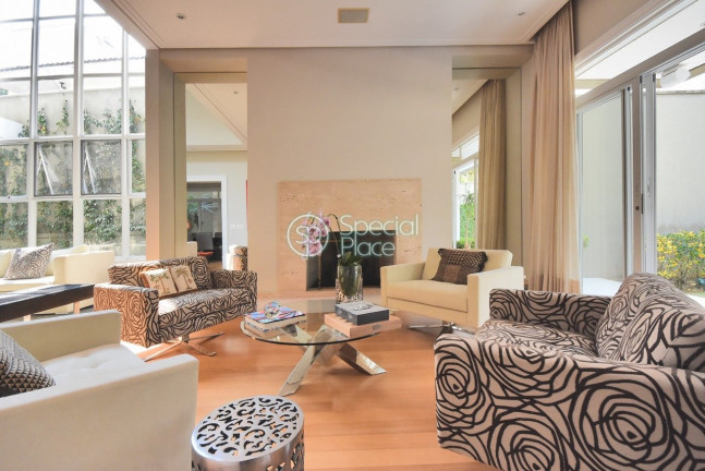 Imagem Casa com 4 Quartos à Venda, 546 m² em Morumbi - São Paulo