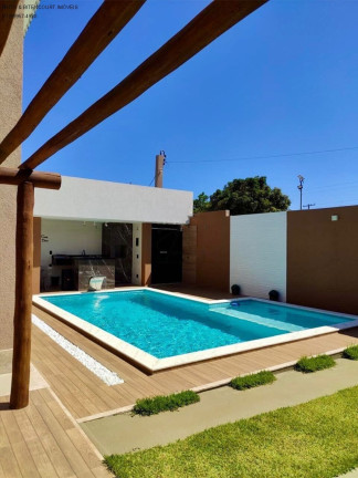 Imagem Casa com 3 Quartos à Venda, 400 m² em Barra Do Jacuípe - Camaçari Imagem Casa com 3 Quartos à Venda, 400 m² em Barra Do Jacuípe - Camaçari
