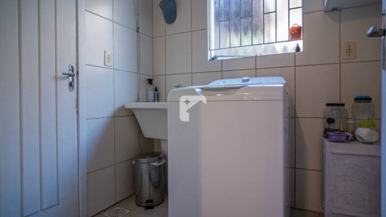 Imagem Casa de Condomínio com 4 Quartos à Venda, 388 m² em Cachoeira Do Bom Jesus - Florianópolis