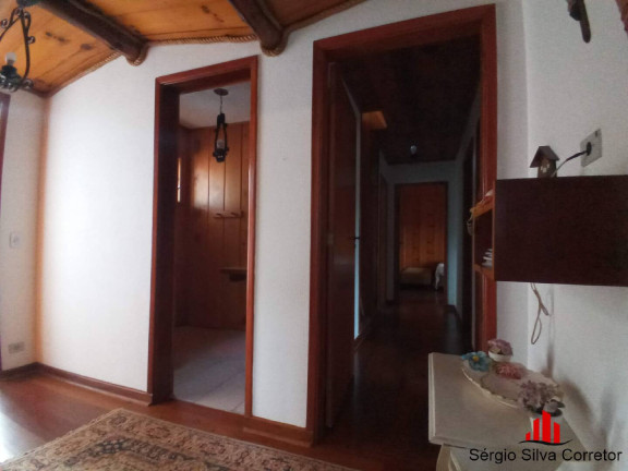 Imagem Casa com 6 Quartos à Venda, 2.450 m² em Descansópolis - Campos Do Jordão