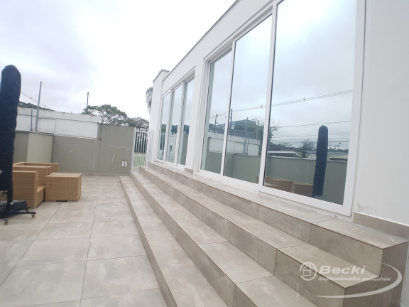 Imagem Casa de Condomínio com 4 Quartos à Venda, 594 m² em América - Joinville