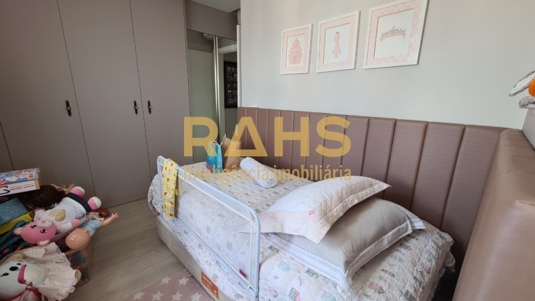 Imagem Apartamento com 3 Quartos à Venda, 184 m² em Santo Antônio - Joinville Imagem Apartamento com 3 Quartos à Venda, 184 m² em Santo Antônio - Joinville