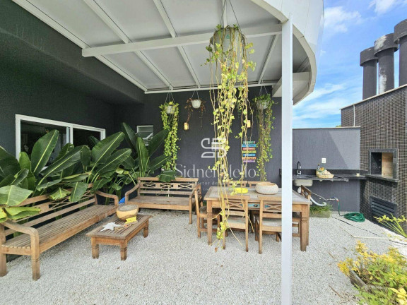 Imagem Cobertura com 3 Quartos à Venda, 137 m² em Praia Dos Amores - Balneário Camboriú