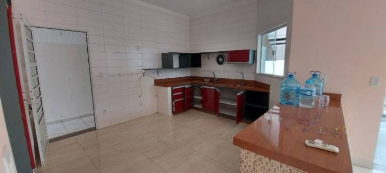 Imagem Casa com 3 Quartos à Venda, 469 m² em Piracangaguá - Taubaté