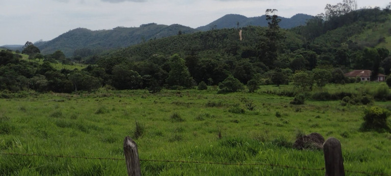 Imagem Fazenda à Venda, 150 m² em Parque Das Alamedas - Guaratinguetá