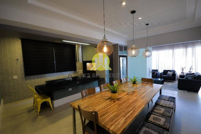 Imagem Apartamento com 4 Quartos à Venda, 150 m² em água Verde - Curitiba Imagem Apartamento com 4 Quartos à Venda, 150 m² em água Verde - Curitiba