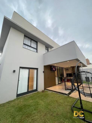 Imagem Casa de Condomínio com 3 Quartos à Venda, 224 m² em Ribeirão Do Lipa - Cuiabá