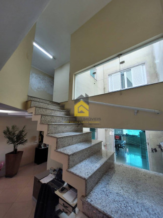 Imagem Sobrado com 3 Quartos à Venda, 320 m² em Jardim Alzira Franco - Santo André Imagem Sobrado com 3 Quartos à Venda, 320 m² em Jardim Alzira Franco - Santo André