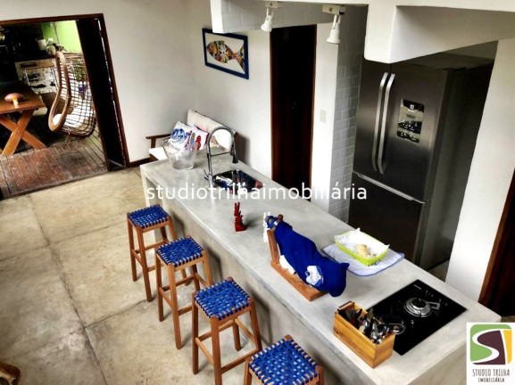 Imagem Sobrado com 5 Quartos à Venda, em Piuva - Ilhabela Imagem Sobrado com 5 Quartos à Venda, em Piuva - Ilhabela