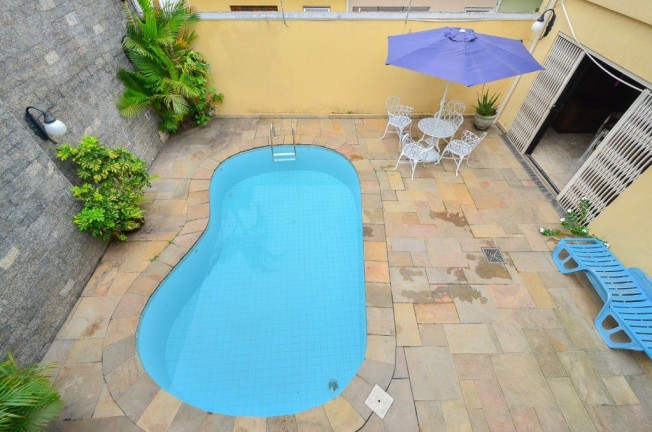 Casa com 5 Quartos à Venda, 273 m² em Jardim Aeroporto - São Paulo