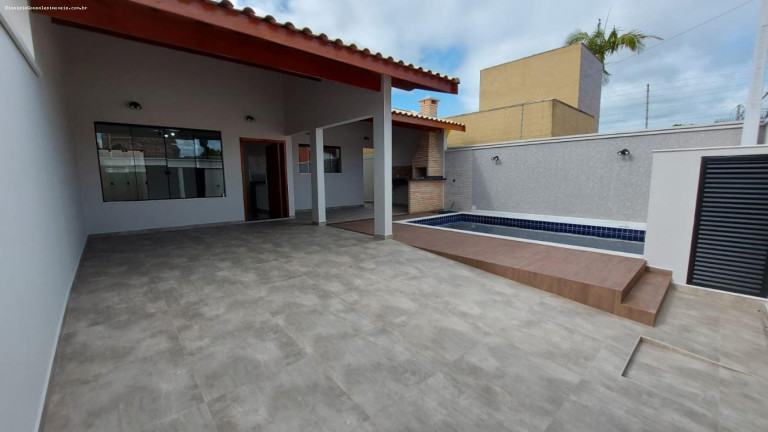 Imagem Casa com 3 Quartos à Venda, 130 m² em Balneário Oásis - Peruíbe Imagem Casa com 3 Quartos à Venda, 130 m² em Balneário Oásis - Peruíbe