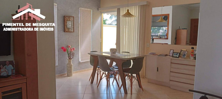 Imagem Casa com 3 Quartos à Venda, 325 m² em Várzea Das Moças - Niterói Imagem Casa com 3 Quartos à Venda, 325 m² em Várzea Das Moças - Niterói