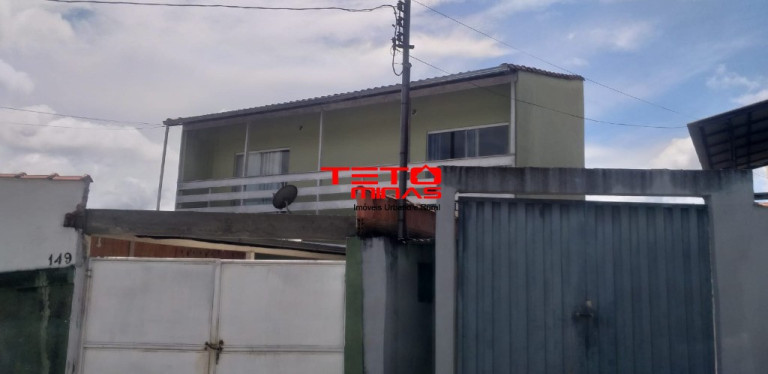 Imagem Casa com 2 Quartos à Venda, 97 m² em São Lourenço - São Lourenço