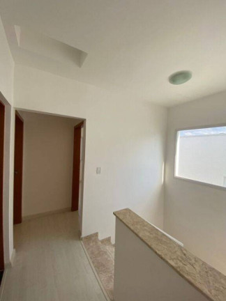 Imagem Sobrado com 3 Quartos à Venda, 128 m² em Vila Areao - Taubaté Imagem Sobrado com 3 Quartos à Venda, 128 m² em Vila Areao - Taubaté