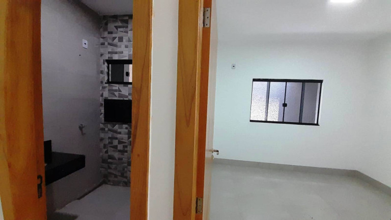 Imagem Casa com 3 Quartos à Venda, 110 m² em Goiânia