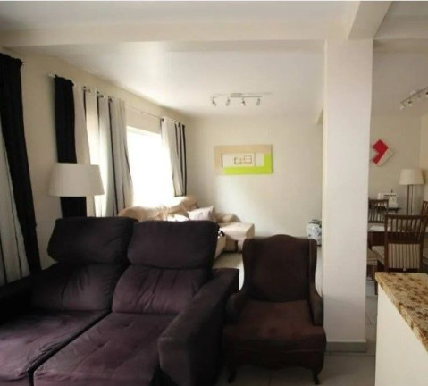 Imagem Casa com 3 Quartos à Venda, 206 m² em Guaíra - Curitiba