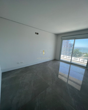 Imagem Imóvel com 3 Quartos à Venda, 250 m² em Centro - Guaratuba
