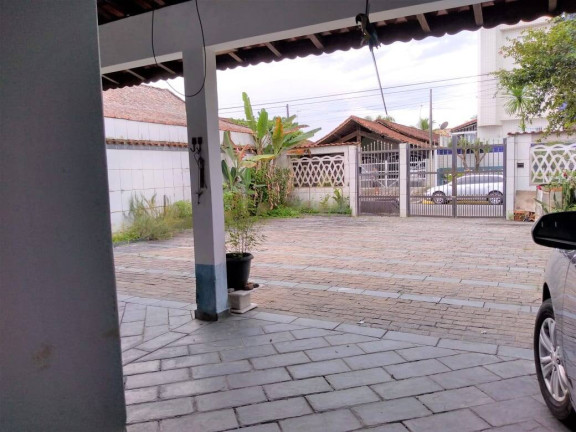 Casa com 5 Quartos à Venda,  em Balneário Flórida - Praia Grande