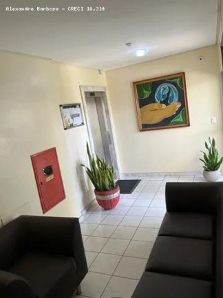 Imagem Apartamento com 3 Quartos à Venda, 77 m² em Prado - Recife