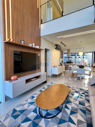 Imagem Casa com 4 Quartos à Venda, 260 m² em Parqville Pinheiros - Aparecida De Goiânia