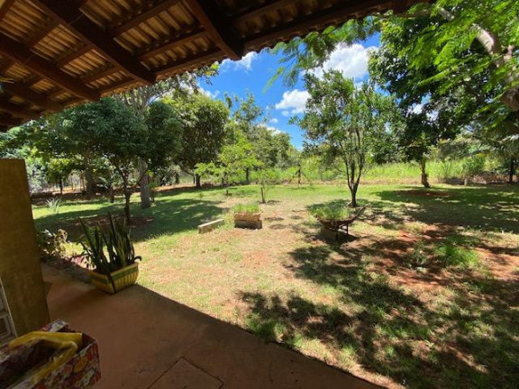 Imagem Chácara com 2 Quartos à Venda, 150 m² em Condomínio Miraflores - Hidrolândia