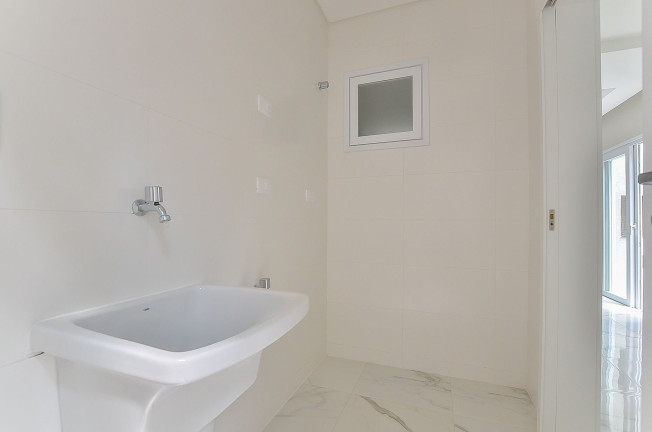 Imagem Casa com 3 Quartos à Venda, 539 m² em Cidade Industrial - Curitiba