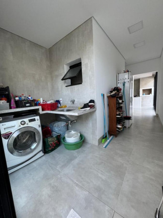 Imagem Casa com 3 Quartos à Venda, 525 m² em Condomínio Residencial Vila Jardim - Cuiabá
