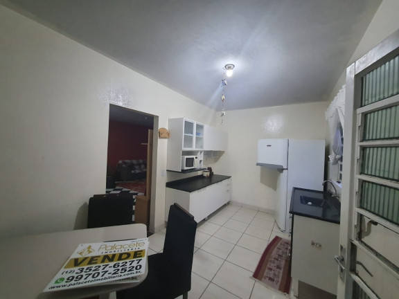 Imagem Casa com 4 Quartos à Venda, 200 m² em Parque Aeroporto - Taubaté