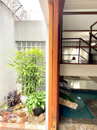 Imagem Sobrado com 3 Quartos à Venda, 180 m² em Vila Santa Catarina - São Paulo Imagem Sobrado com 3 Quartos à Venda, 180 m² em Vila Santa Catarina - São Paulo