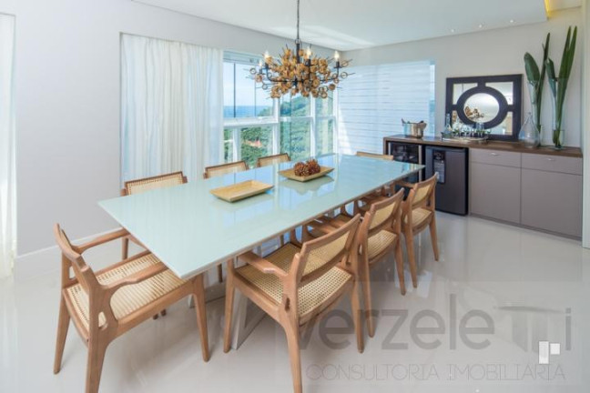 Imagem Apartamento com 4 Quartos à Venda, 238 m² em Centro - Balneário Camboriú