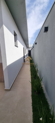 Imagem Casa com 3 Quartos à Venda, 240 m² em São Carlos