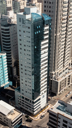 Apartamento com 4 Quartos à Venda, 254 m² em Meia Praia - Itapema