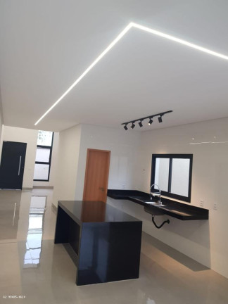 Imagem Casa com 3 Quartos à Venda, 196 m² em Moinho Dos Ventos - Goiânia