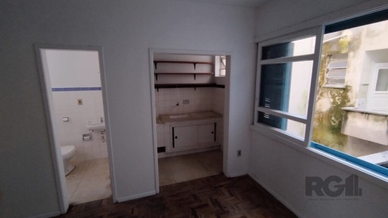 Imagem Imóvel com 1 Quarto à Venda, 27 m² em Floresta - Porto Alegre Imagem Imóvel com 1 Quarto à Venda, 27 m² em Floresta - Porto Alegre