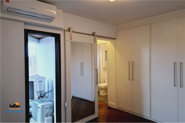 Imagem Apartamento com 3 Quartos à Venda, em Moema - São Paulo Imagem Apartamento com 3 Quartos à Venda, em Moema - São Paulo