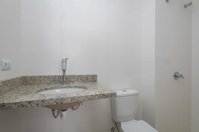 Imagem Kitnet com 1 Quarto à Venda, 23 m² em Centro - Curitiba