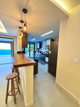 Imagem Casa com 4 Quartos à Venda, 450 m² em Novo Portinho - Cabo Frio