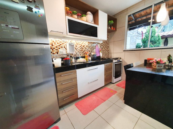 Imagem Casa com 2 Quartos à Venda, 102 m² em Lagoa Redonda - Fortaleza