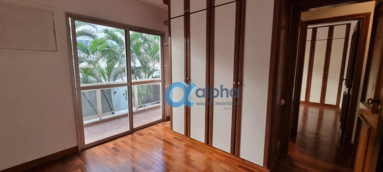 Imagem Apartamento com 3 Quartos à Venda, 138 m² em Tijuca - Rio De Janeiro Imagem Apartamento com 3 Quartos à Venda, 138 m² em Tijuca - Rio De Janeiro