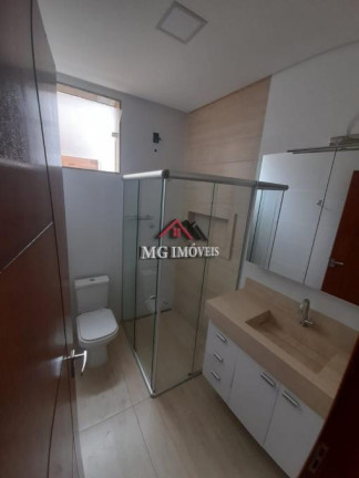 Casa com 3 Quartos à Venda,  em Iguaçu - Ipatinga