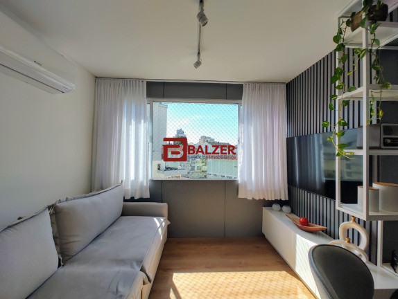Apartamento com 1 Quarto à Venda, 53 m² em Centro - Florianópolis